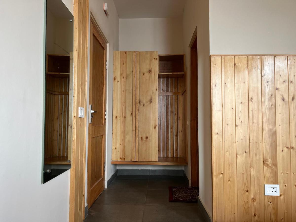 The Bulevar - Whispering Willows Hotell Sissu Exteriör bild