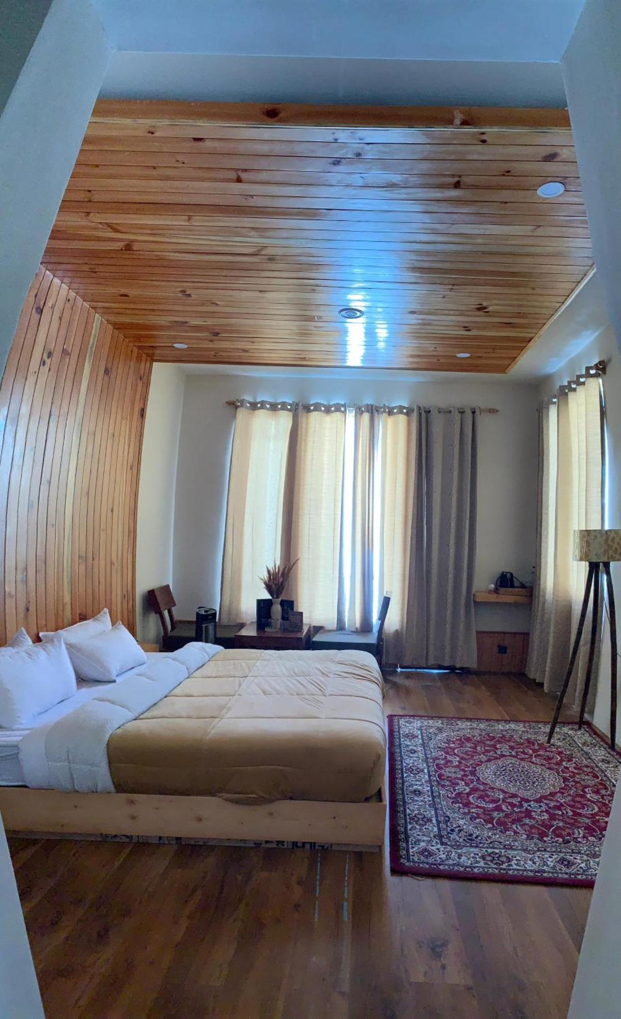 The Bulevar - Whispering Willows Hotell Sissu Exteriör bild